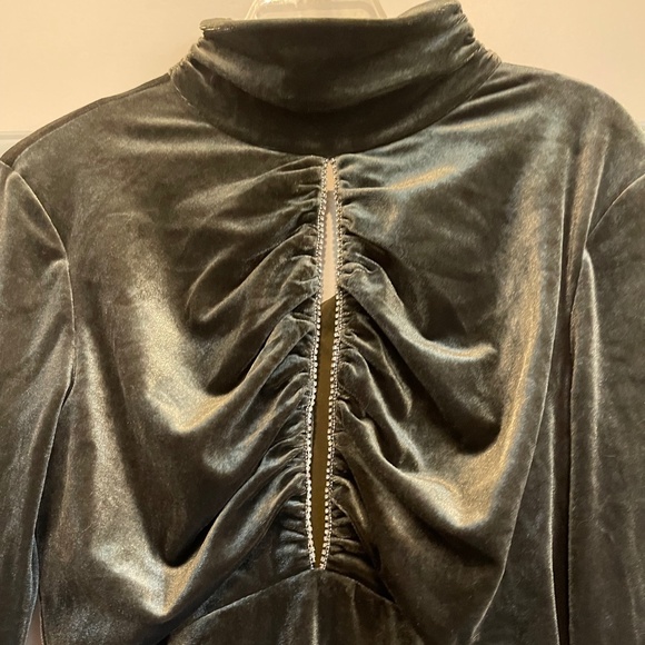 NWT NICHOLAS Lyssa Dress Sz 4 in Forest Green Velvet Long Sleeve Cocktail Dress - Picture 6 of 11